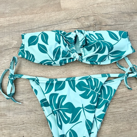 SHEIN bandage ruched keyhole bikini set size M - Picture 2 of 6